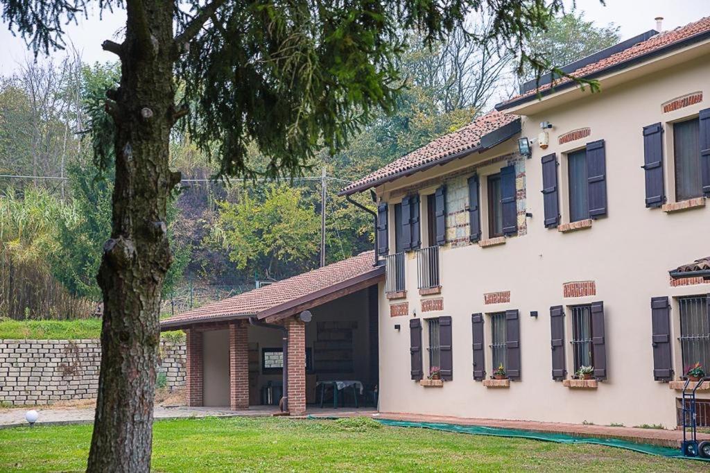 Il Basin Bed and Breakfast Calliano  Buitenkant foto