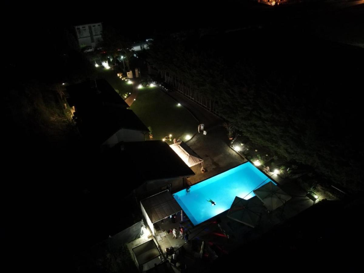 Il Basin Bed and Breakfast Calliano  Buitenkant foto